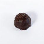 61776-rocher-praline-et-eclats-de-feve-de-cacao